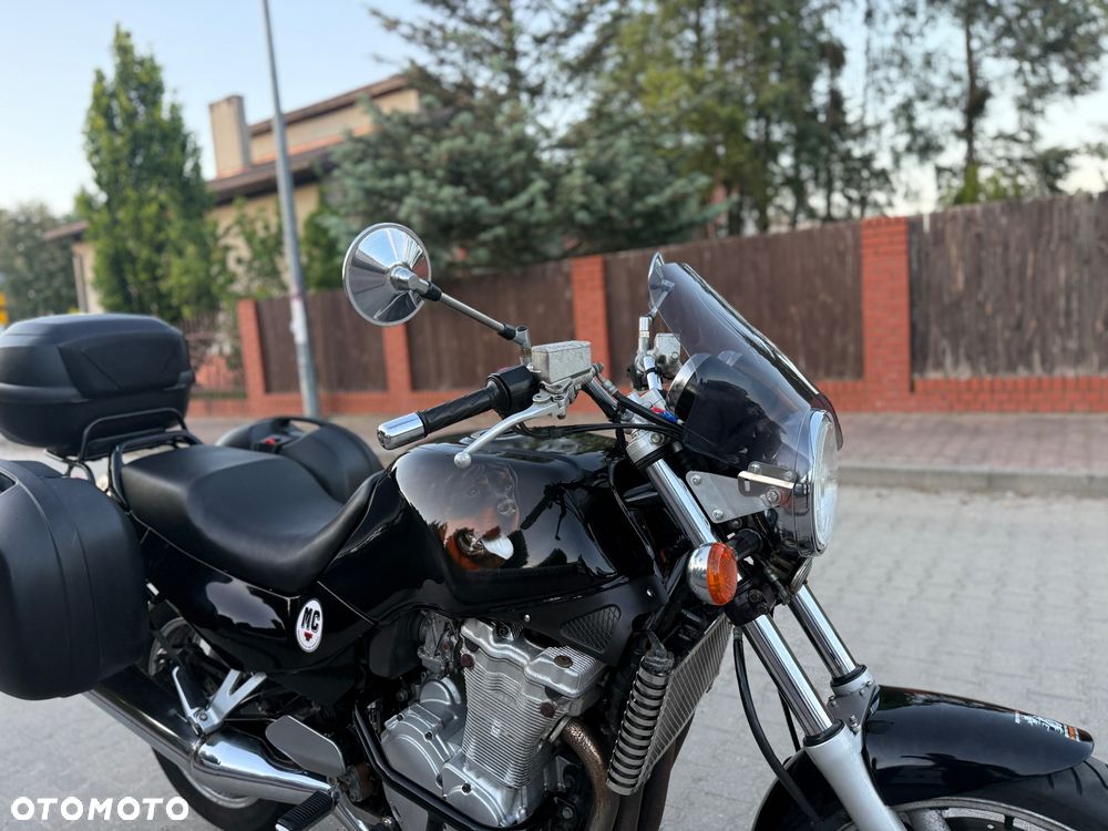 Suzuki GSX - 4