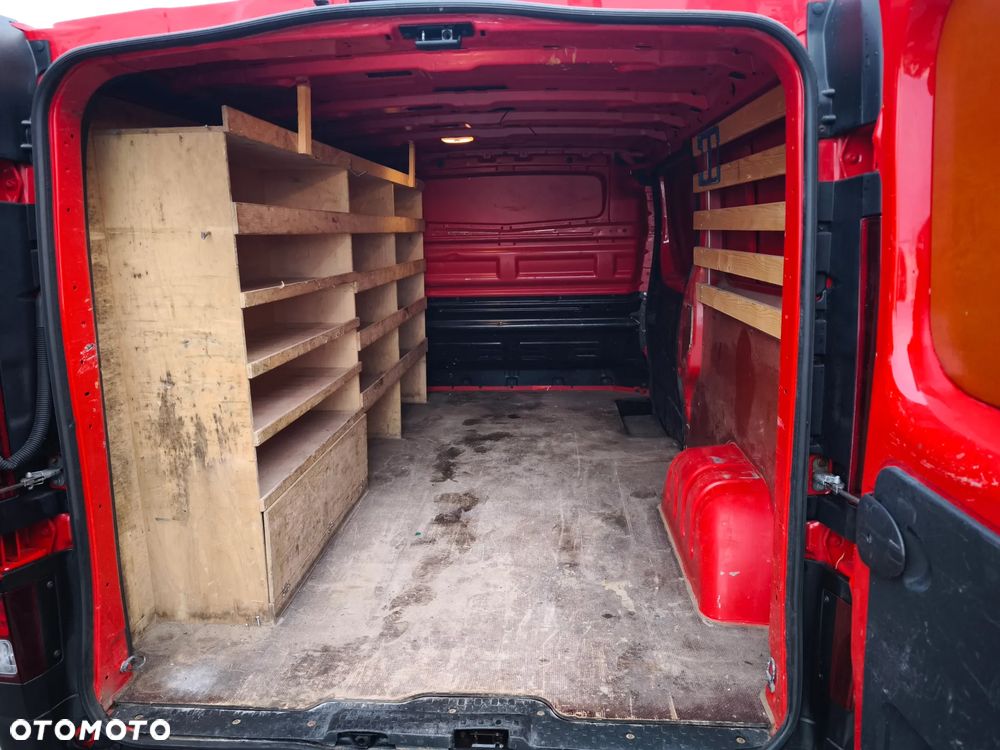 Opel Vivaro - 11