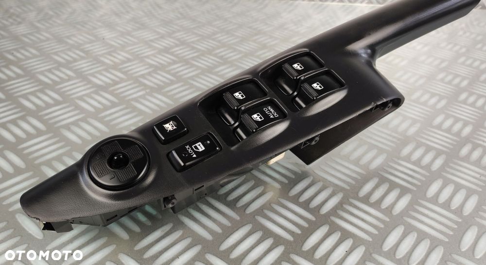 93570-2E200 panel przełącznik szyb lusterek HYUNDAI TUCSON I 1 2004-2010 EU - 2