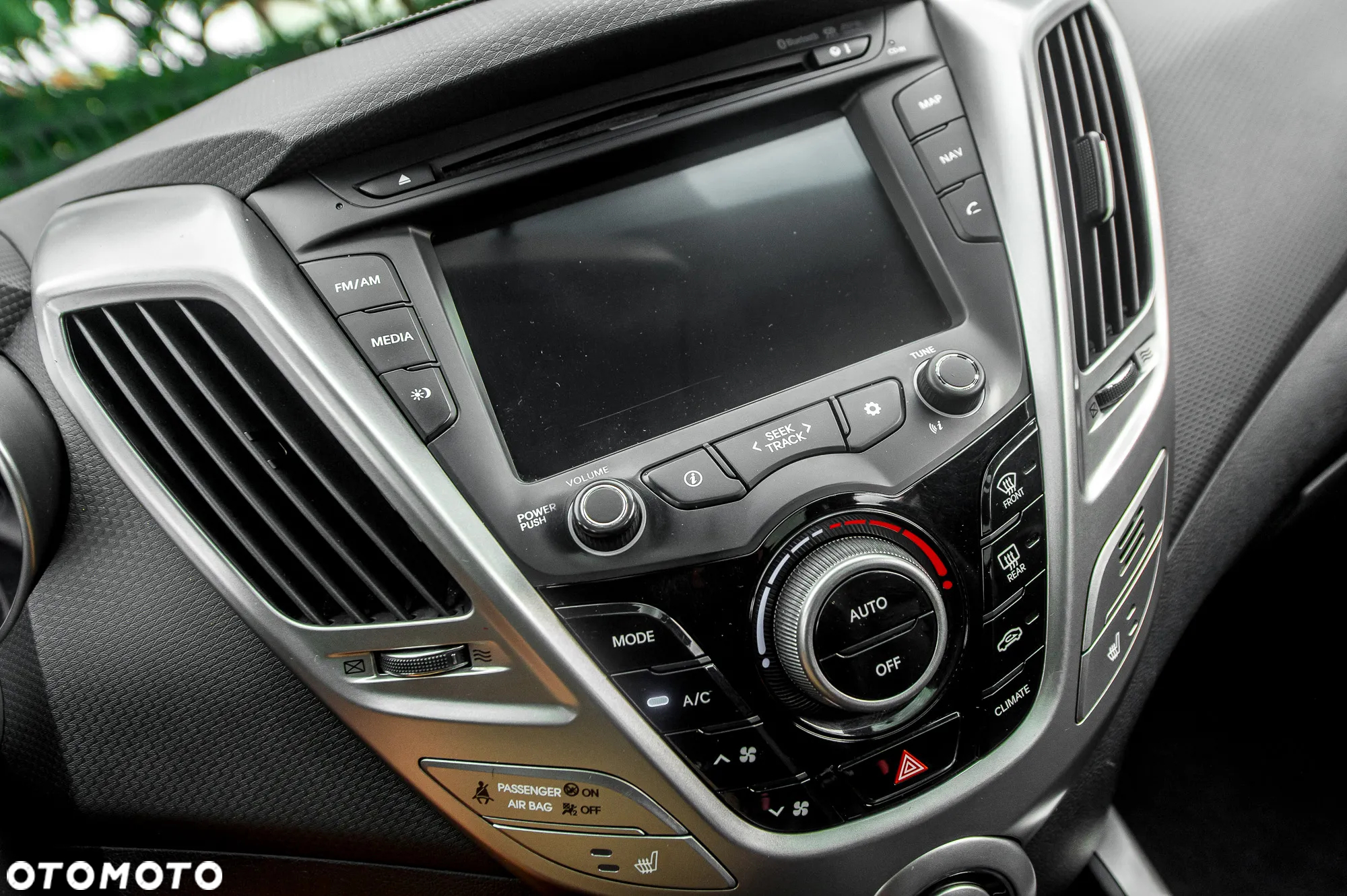 Hyundai Veloster 1.6 GDI Style - 34