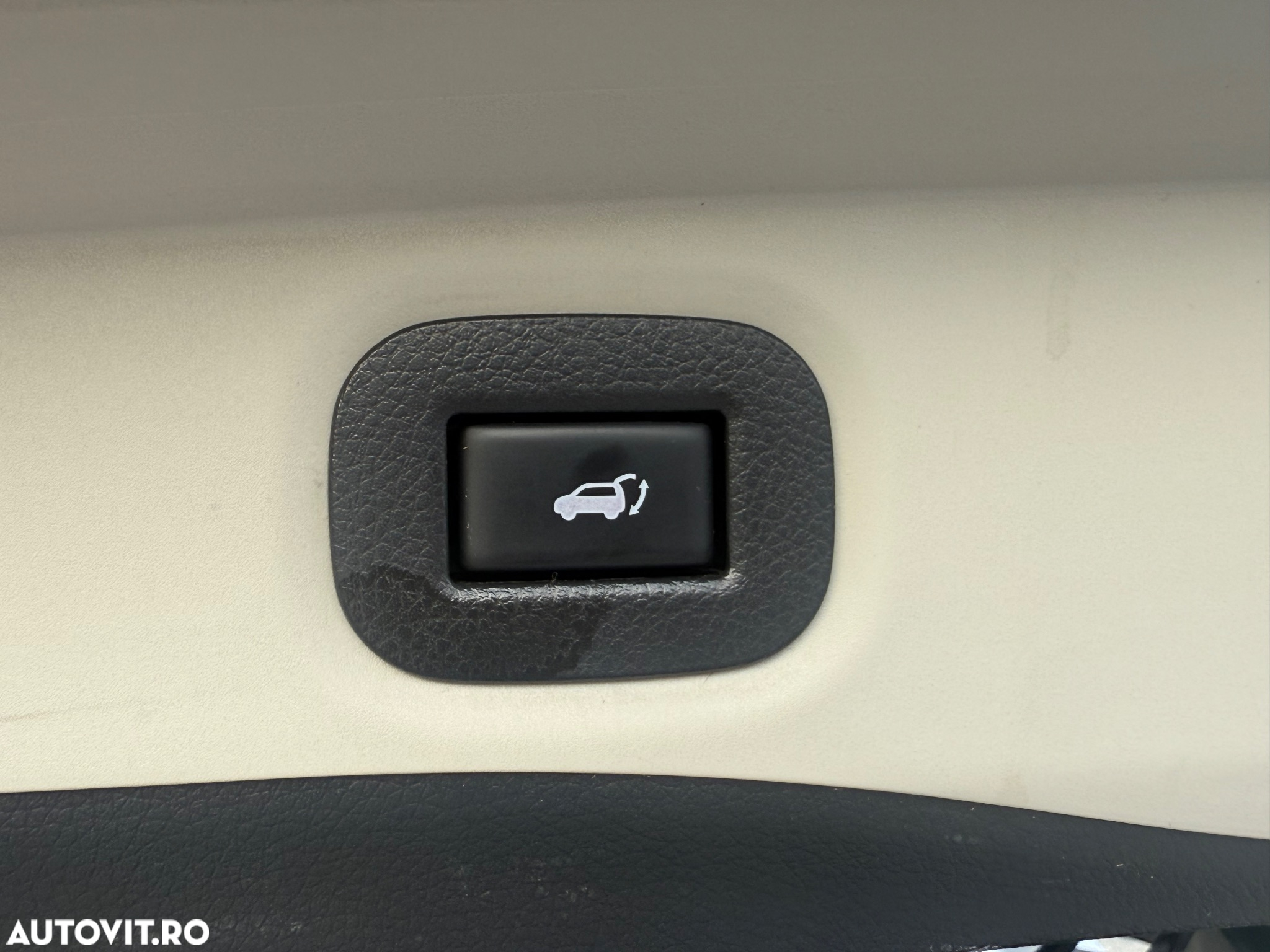 Nissan X-Trail 1.6L dCI Start/Stop Tekna - 32