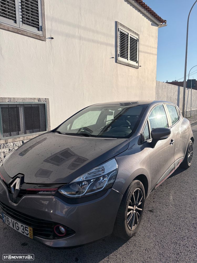 Renault Clio 2016 photo 2