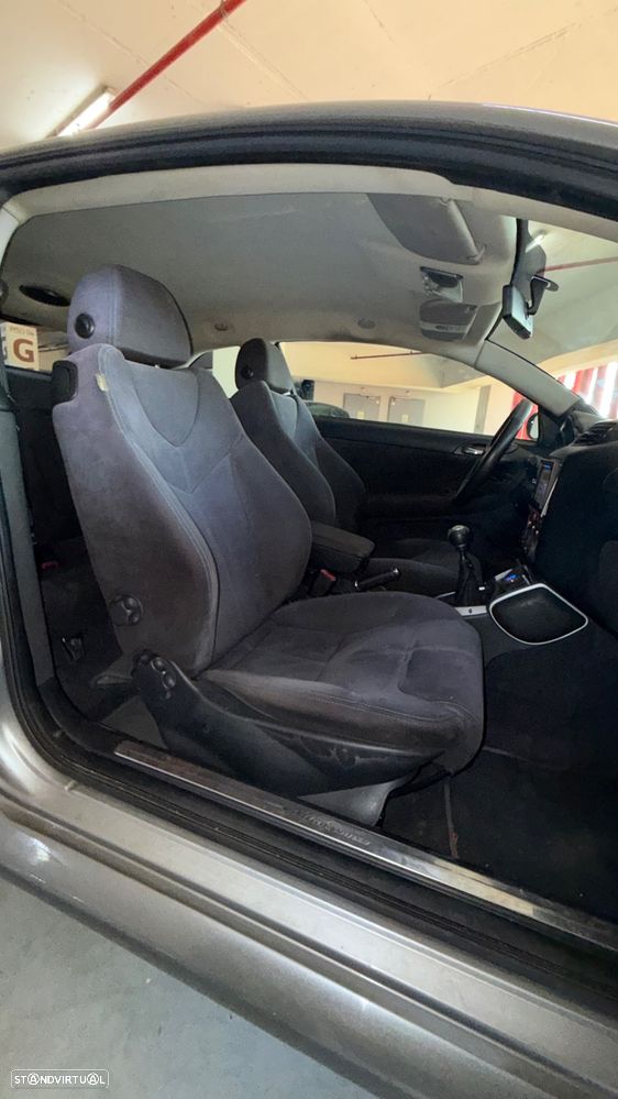 Alfa Romeo GT 1.9 JTD M-JET Progression - 11