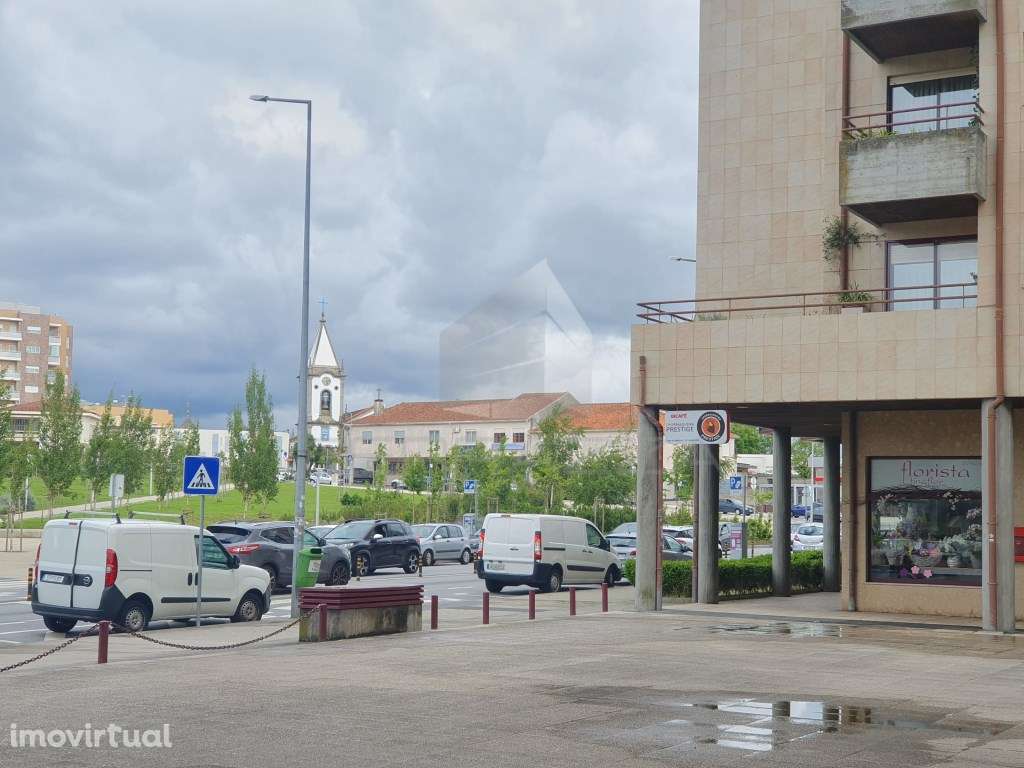 Espaço comercial no Parque Urbano de Gondomar - Grande imagem: 2/17