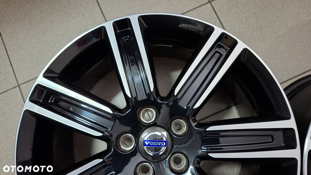 Felgi Aluminiowe 18 Volvo XC 60 5x108 ET 55 - 13