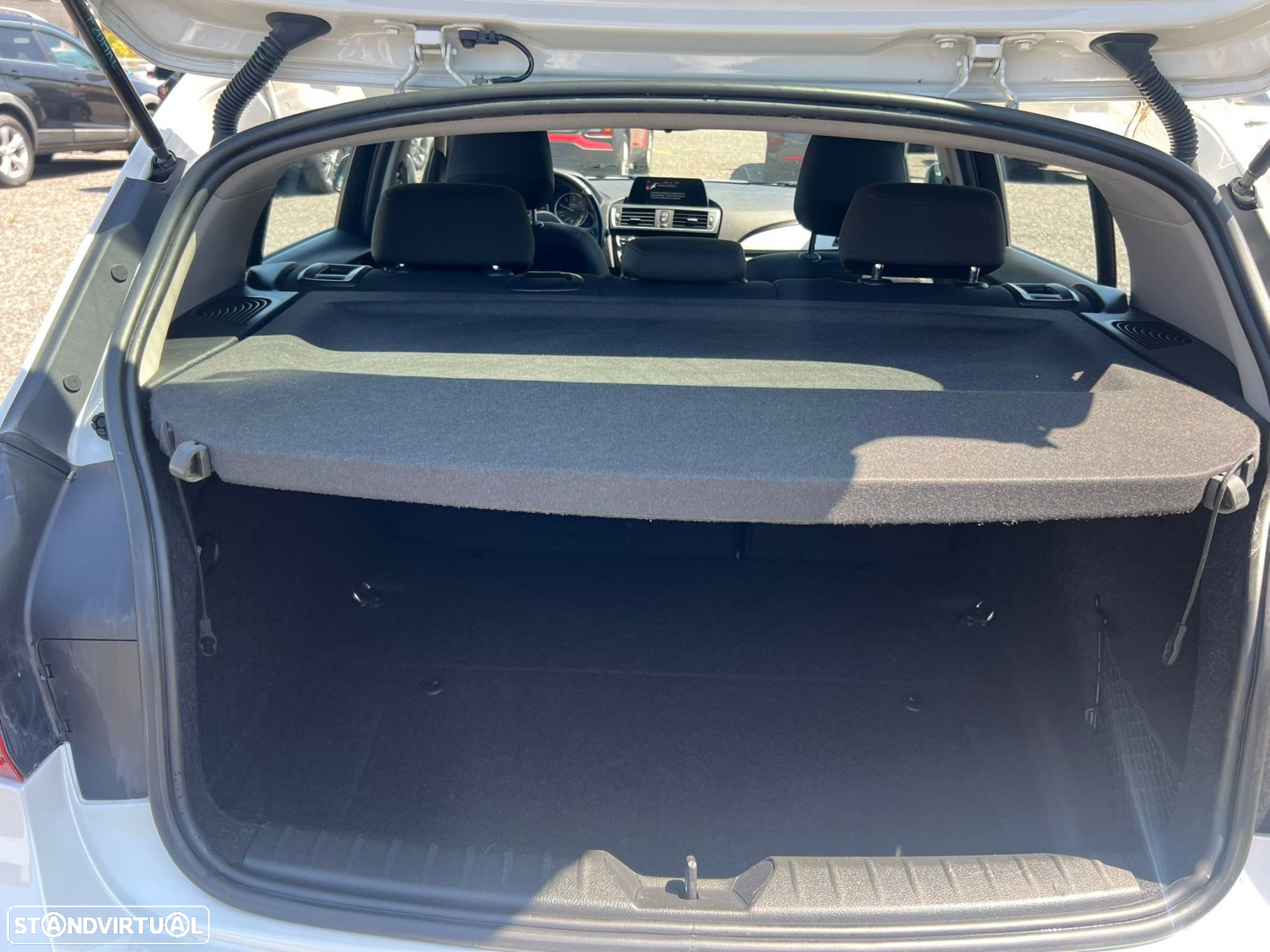 BMW 116 d EfficientDynamics - 18