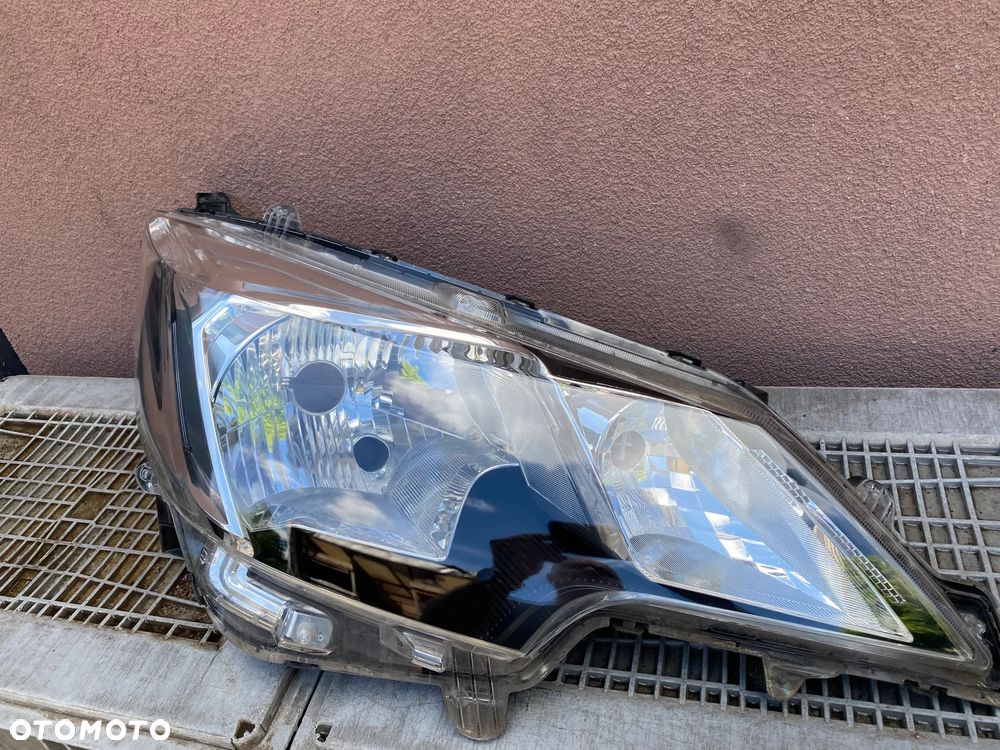 lampa space star II lift III prawa eu cała - 1