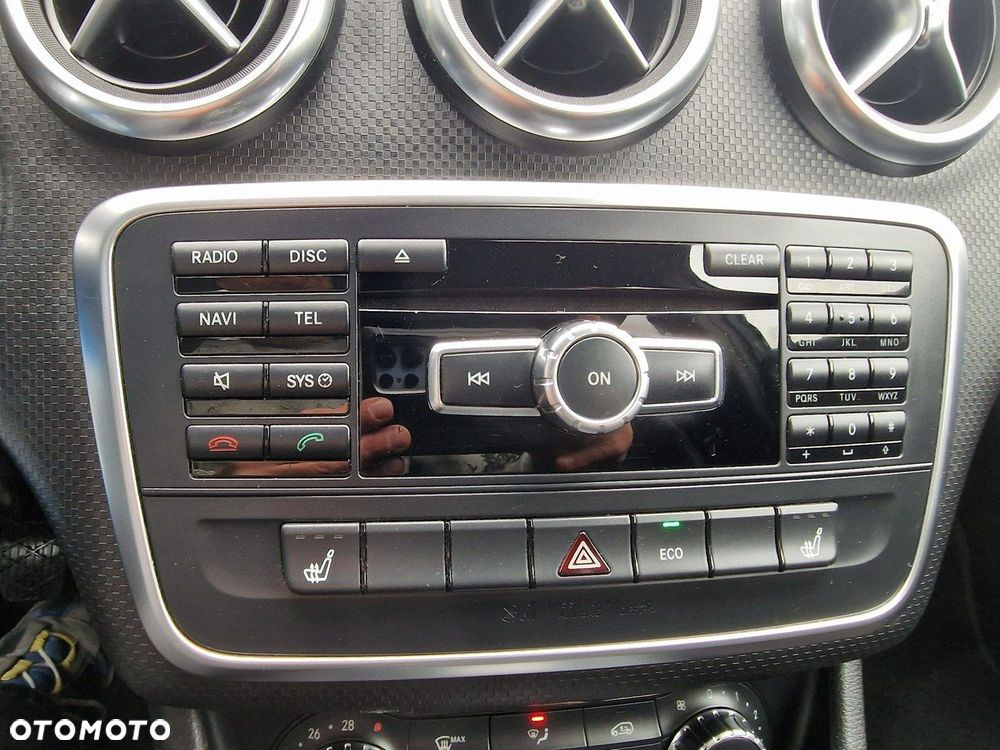 Mercedes-Benz Klasa A 180 (BlueEFFICIENCY) Urban - 28