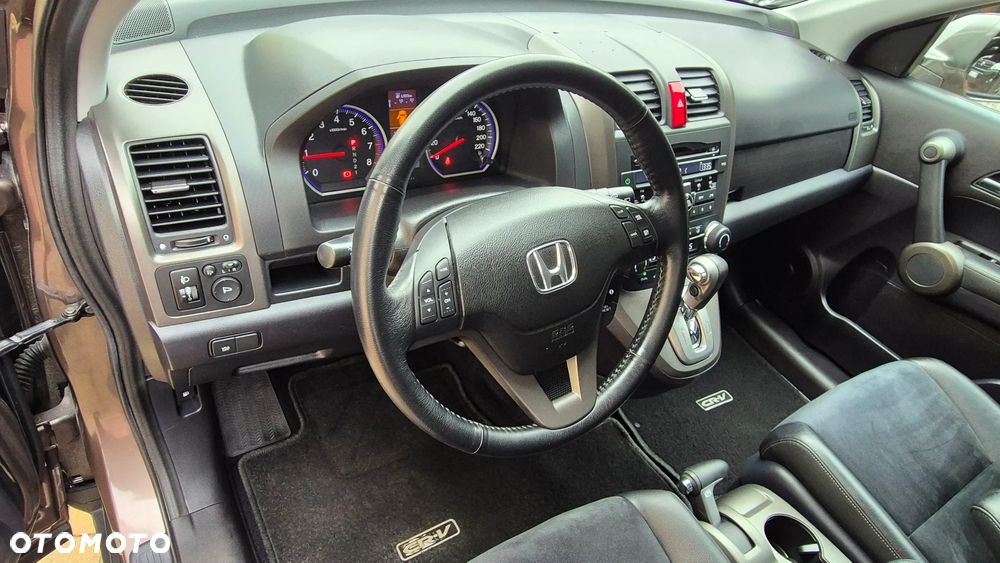 Honda CR-V 2.0i-VTEC Automatik Executive 50 Jahre Edition - 21