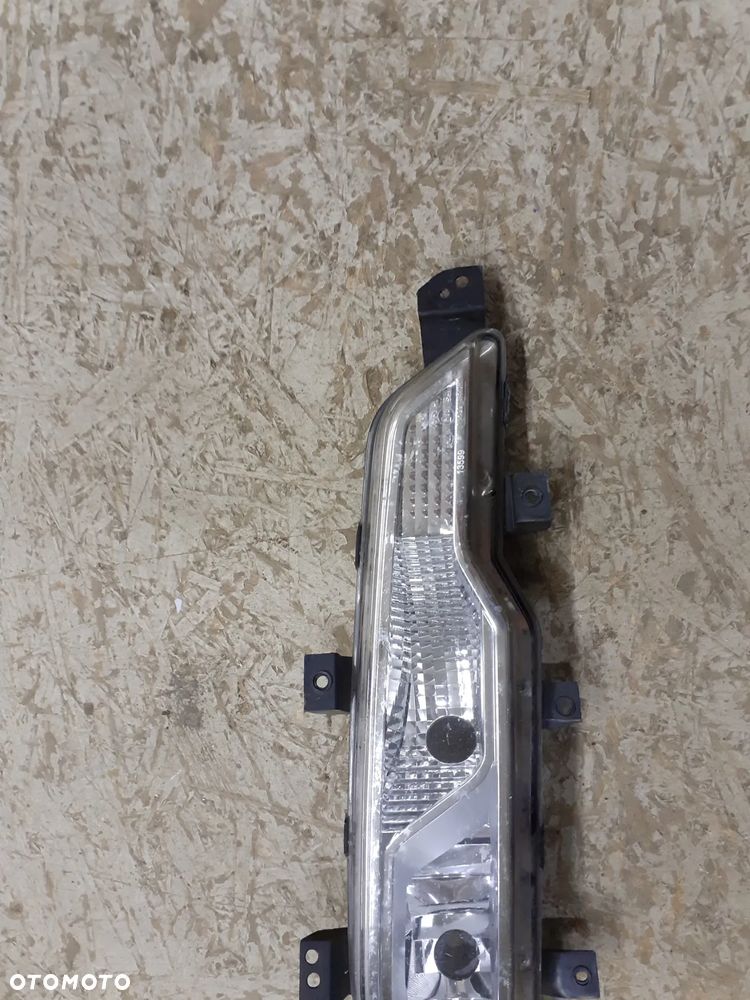 HALOGEN PRAWY SSANGYONG REXTON LIFT 2012-> 83202-08C00 - 3