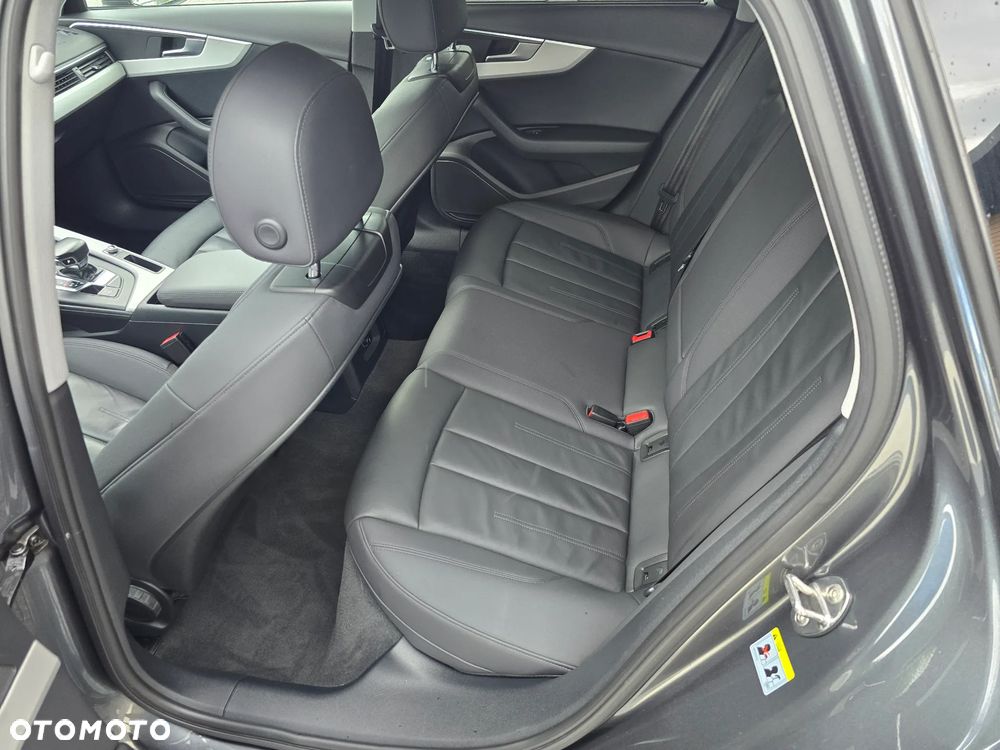 Audi A4 Avant 35 TDI S tronic S line - 27