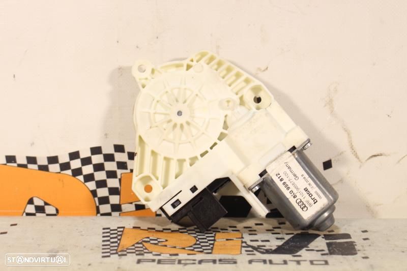 Motor Do Elevador De Vidro Traseiro Direito Audi A6 (4F2, C6)  8K09598 - 1