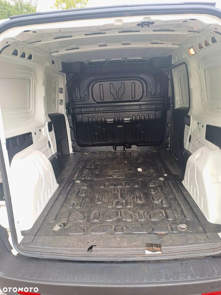 Fiat Doblo Maxi | 3 osobowy | 1 rej 2023 - 17