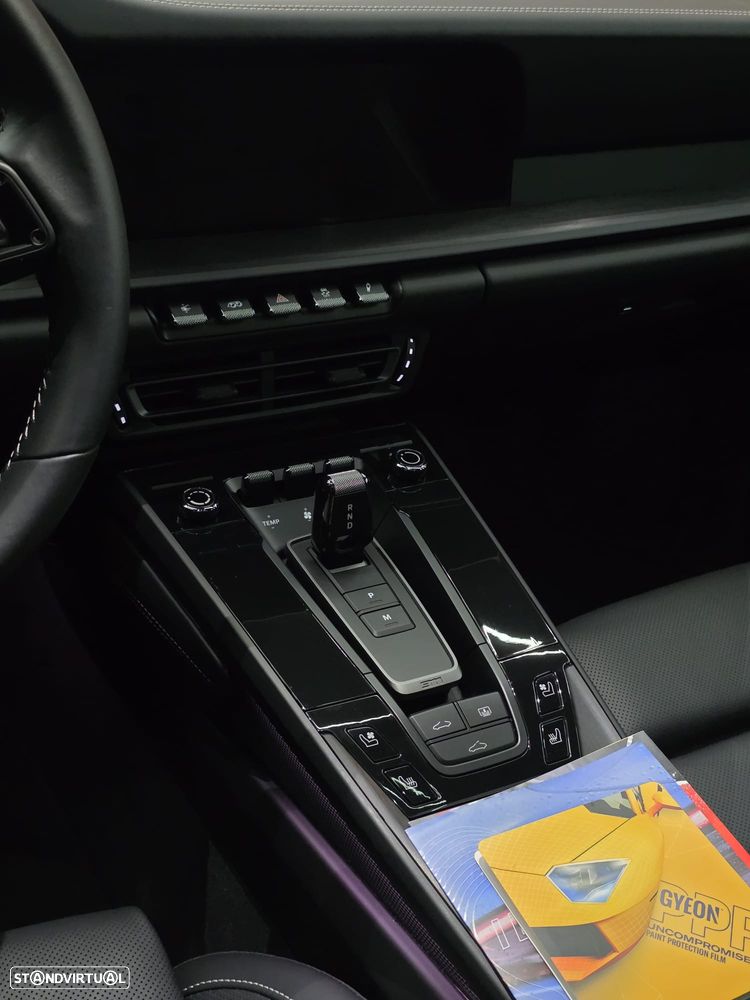 Porsche 911 (992) Carrera 4 GTS PDK - 22