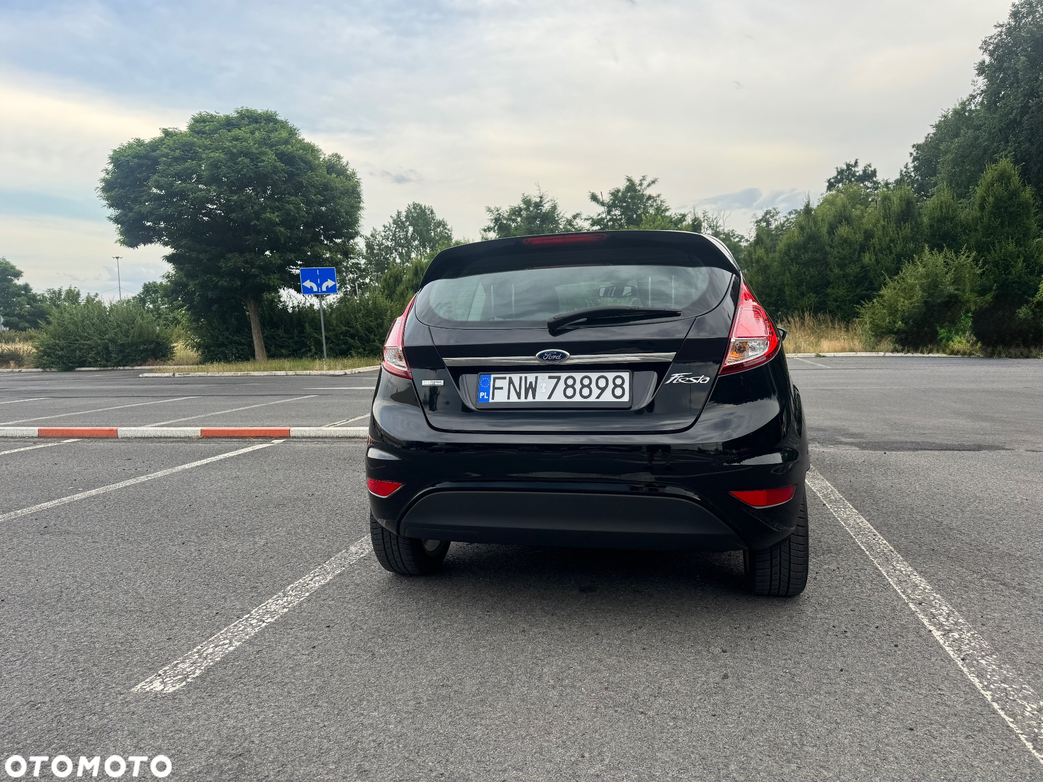 Ford Fiesta 1.0 EcoBoost Titanium - 10
