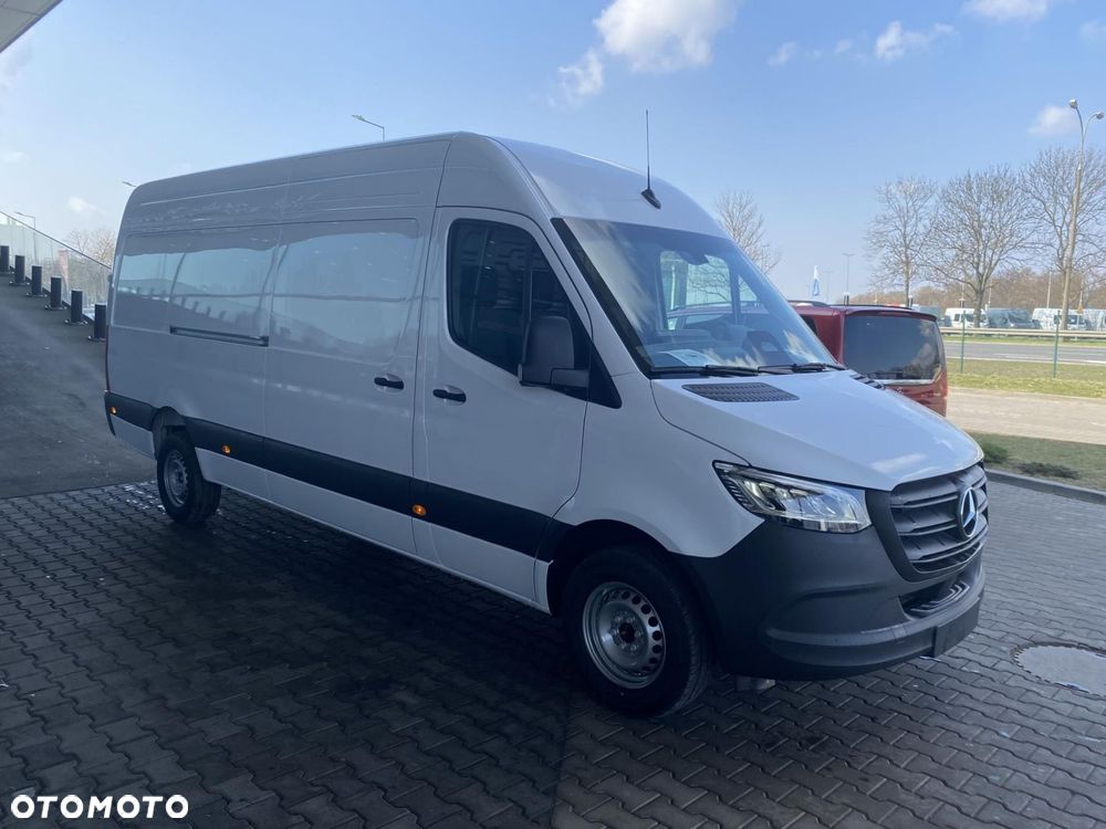Mercedes-Benz Sprinter - 3