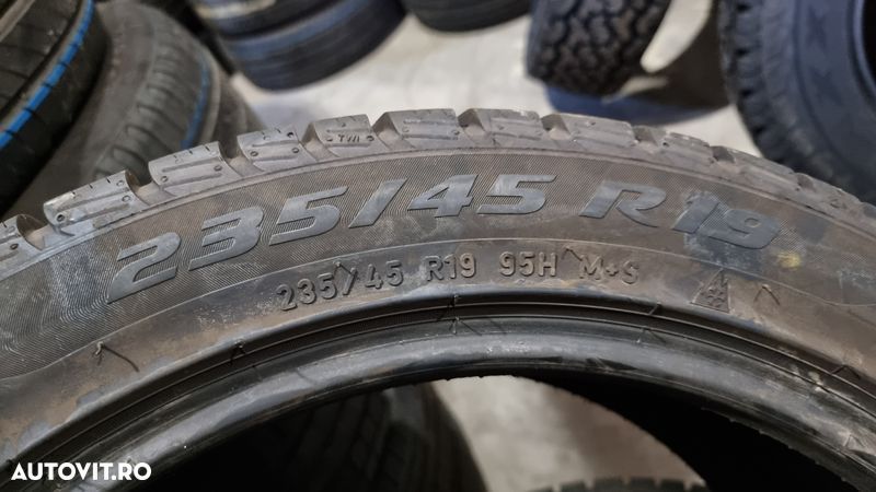 235/45/19 Pirelli 4piese Runflat - 7