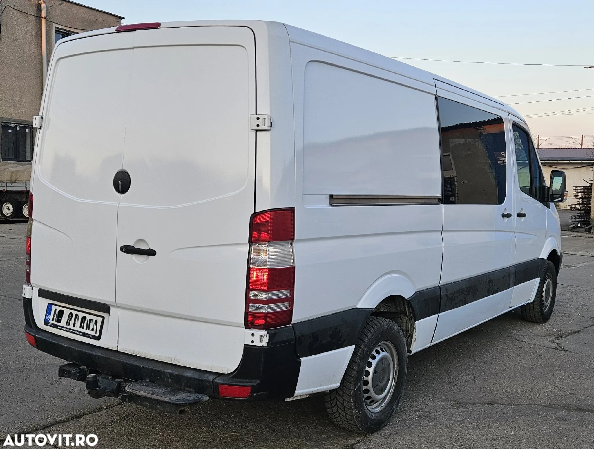 Mercedes-Benz SPRINTER - 4