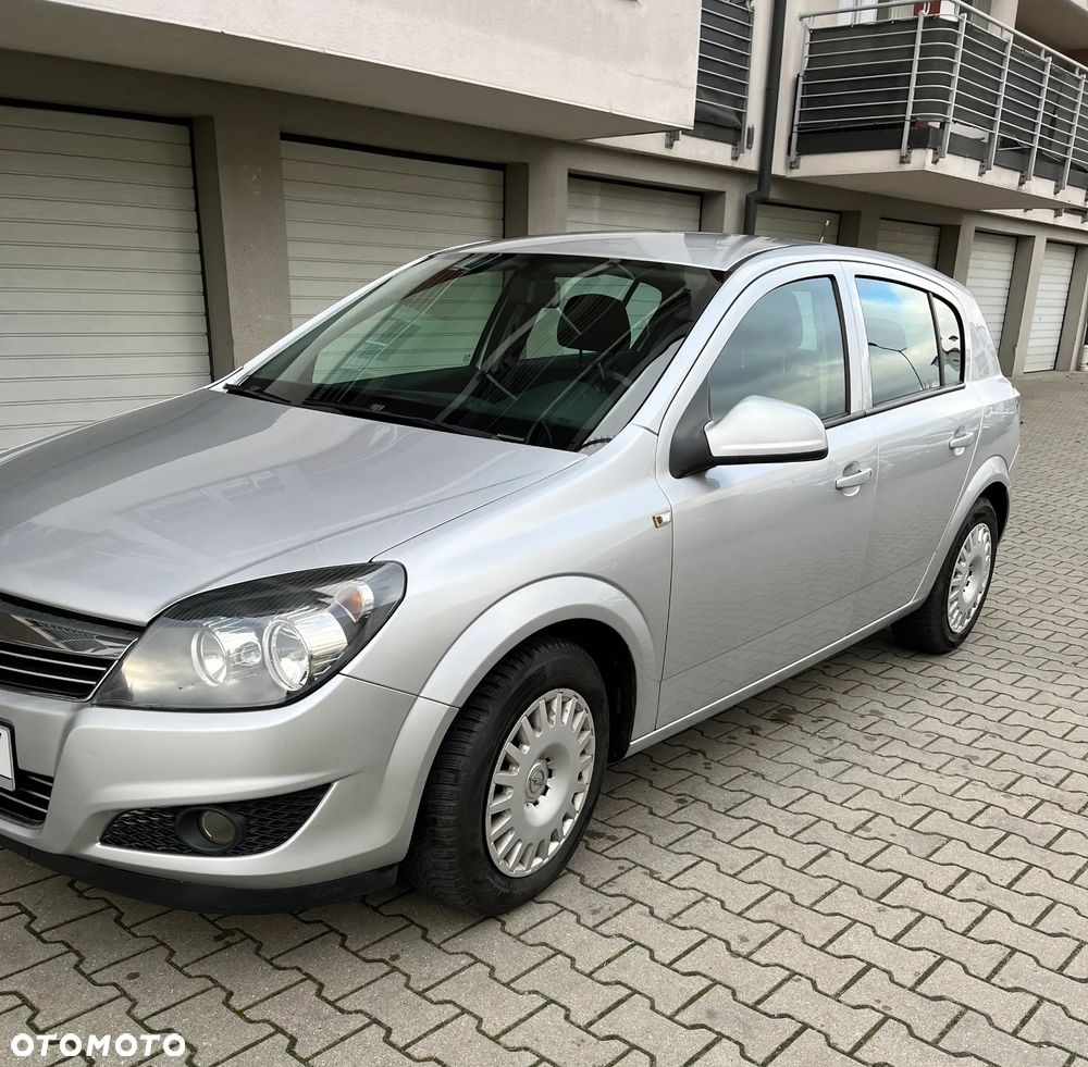 Opel Astra 1.6 - 5