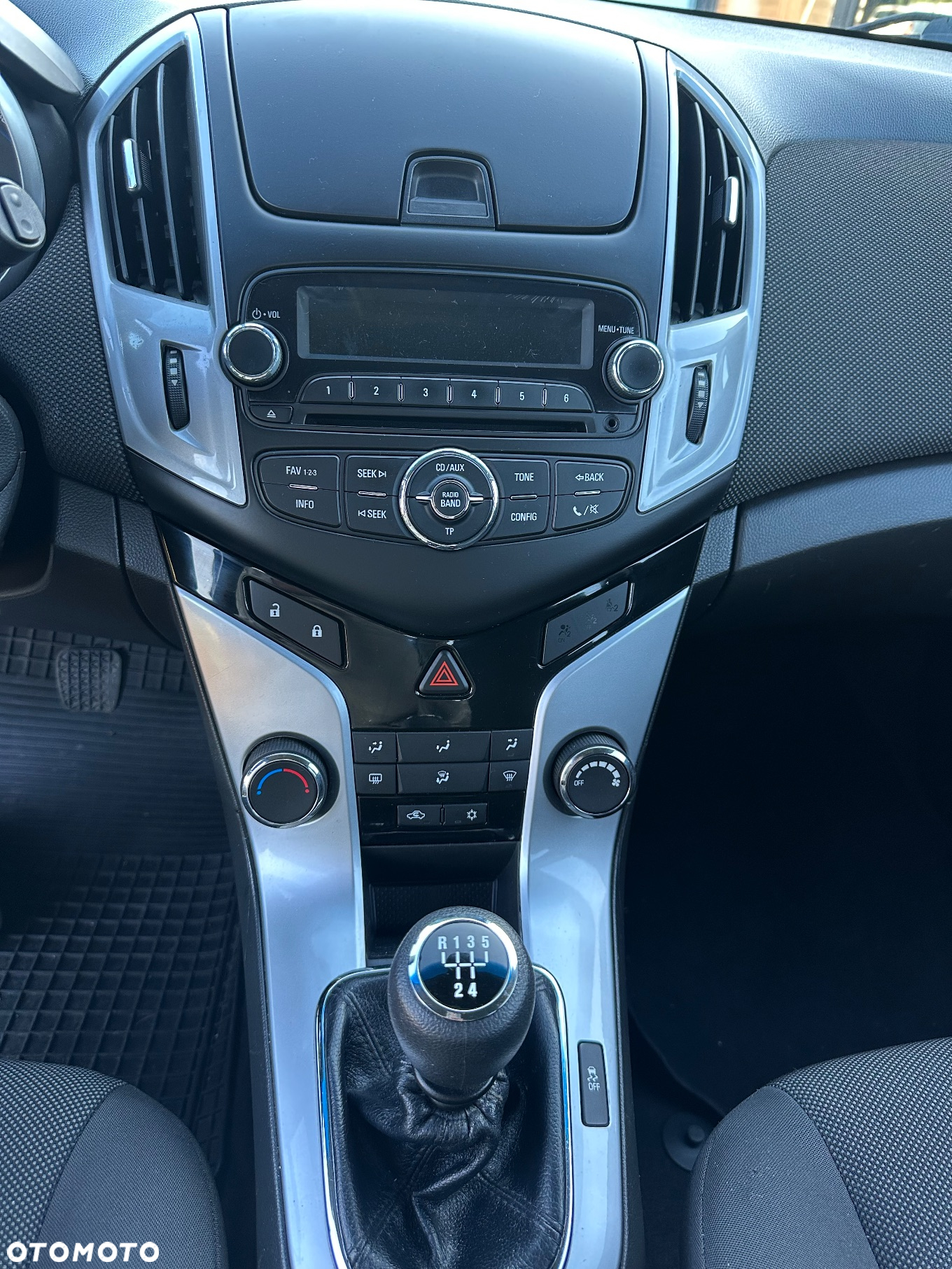 Chevrolet Cruze 1.6 LT+ - 11