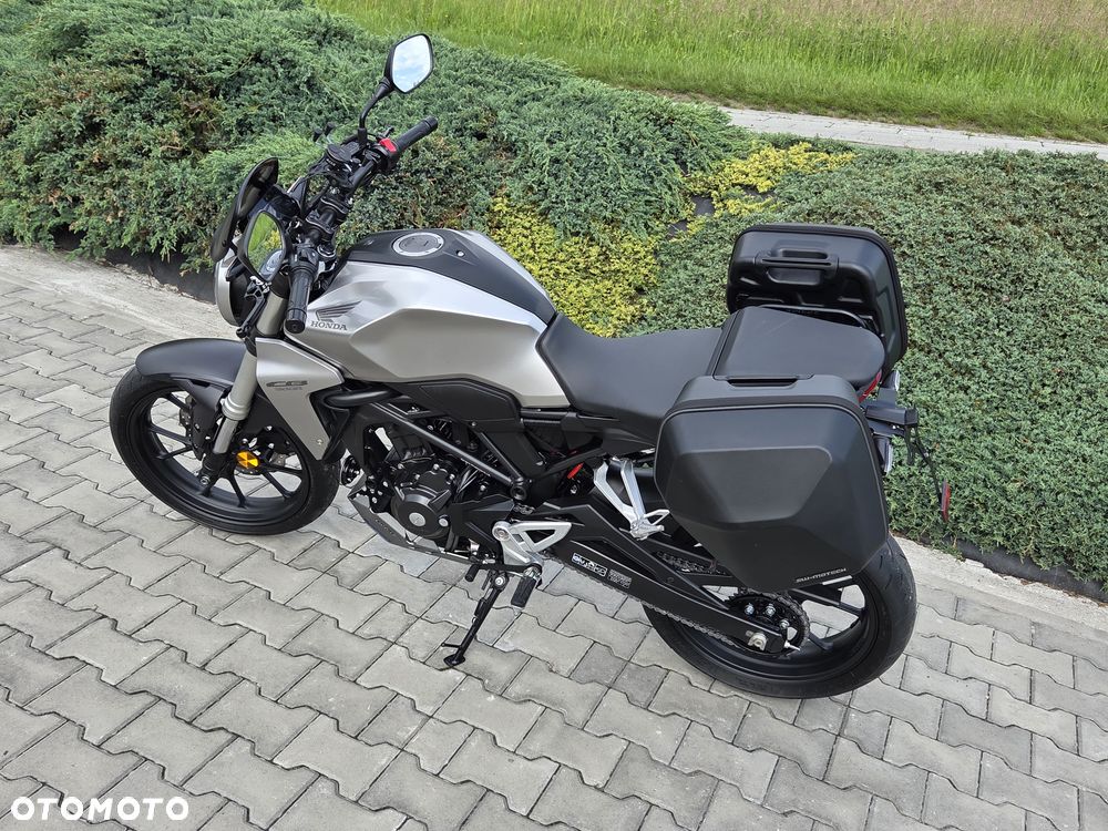 Honda CB - 24