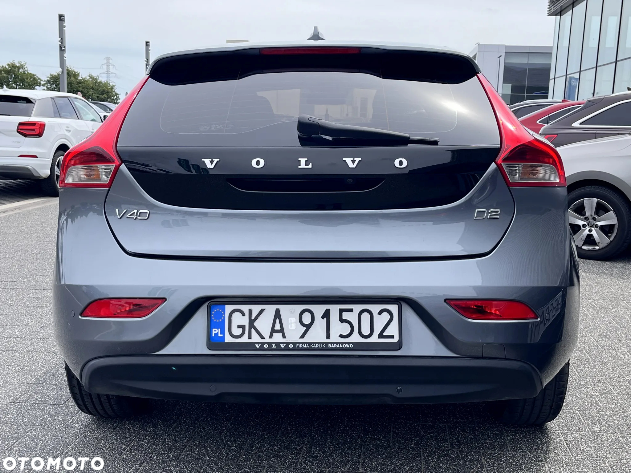 Volvo V40 D2 Momentum - 4