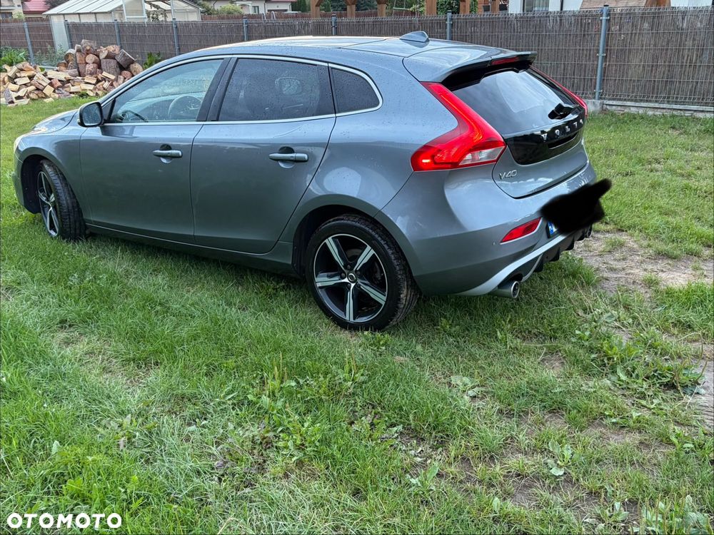 Volvo V40 T3 Drive-E R-Design Momentum - 6