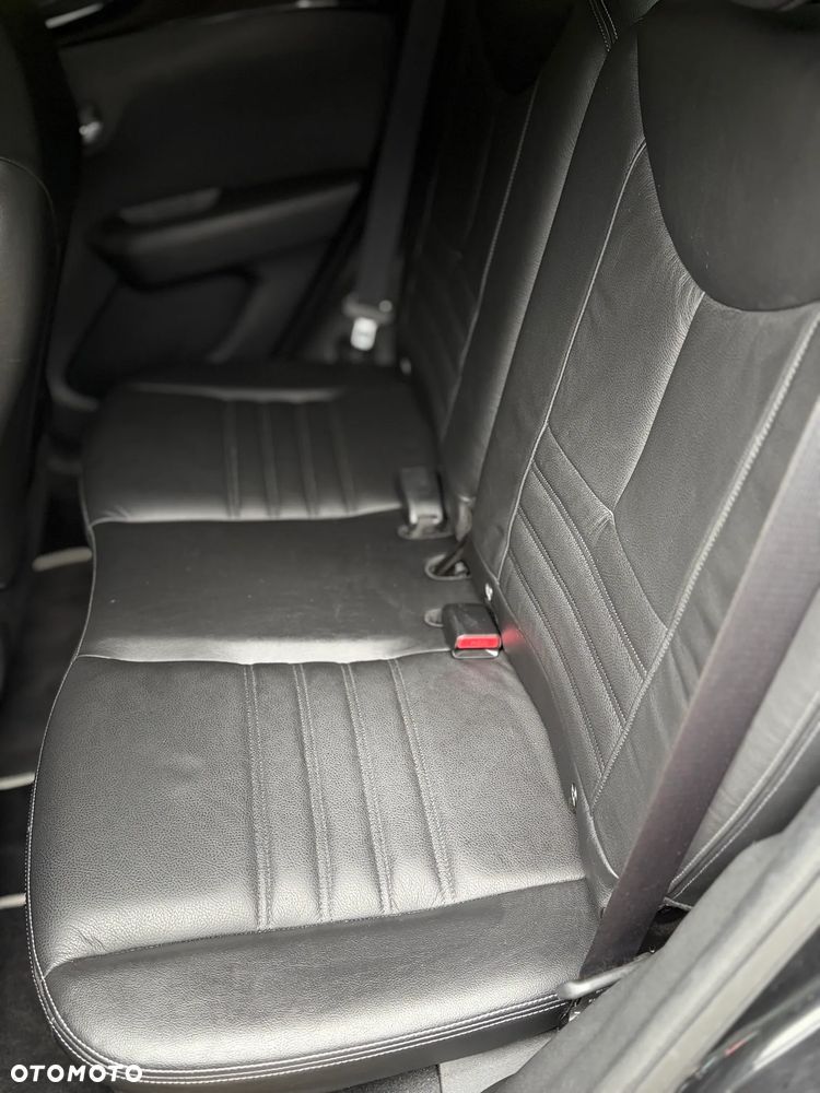 Toyota Aygo x-clusiv - 10