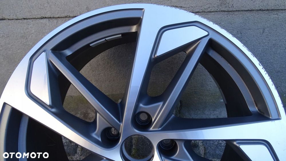 audi s3, a3 8y0 e-8.0jx19h2-n et49 5x112 - felga - 2