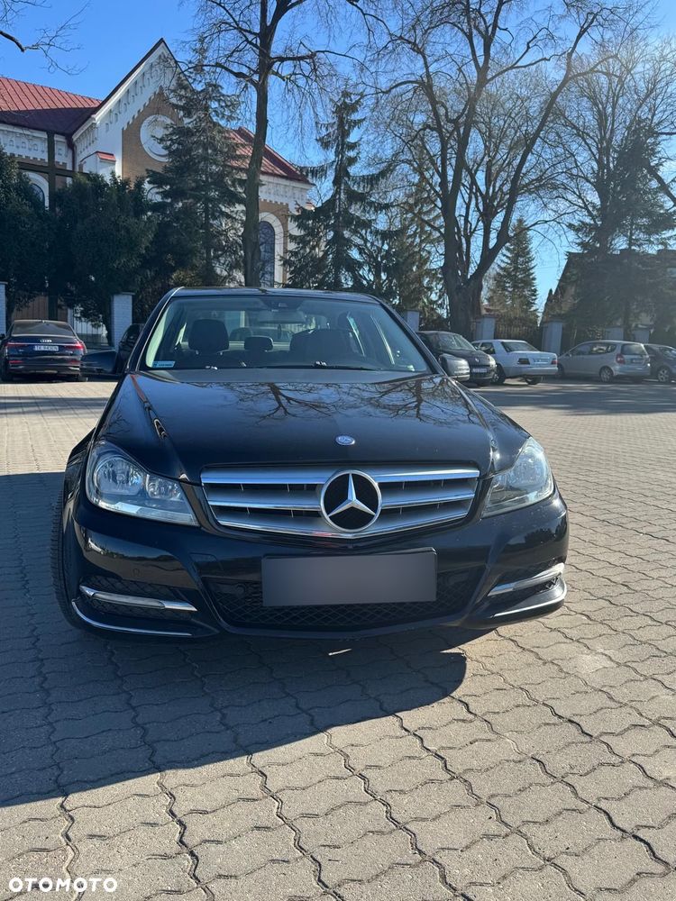 Mercedes-Benz Klasa C 180 CGI BlueEFFICIENCY - 2