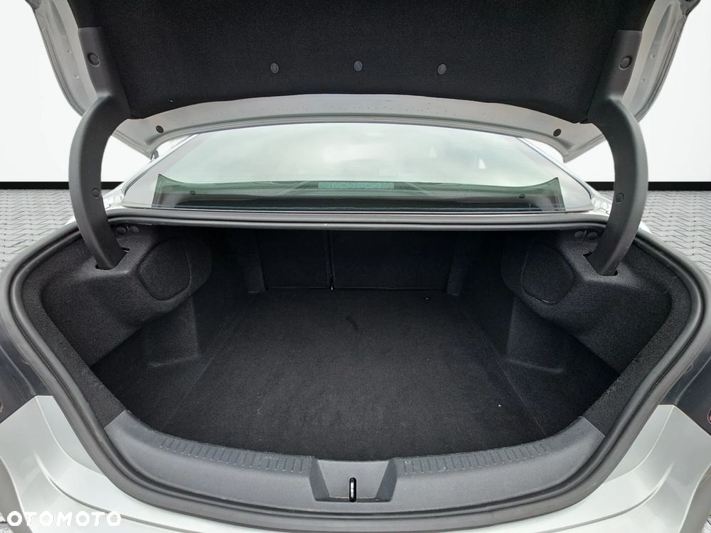 Renault Megane 1.3 TCe FAP Intens EDC - 27