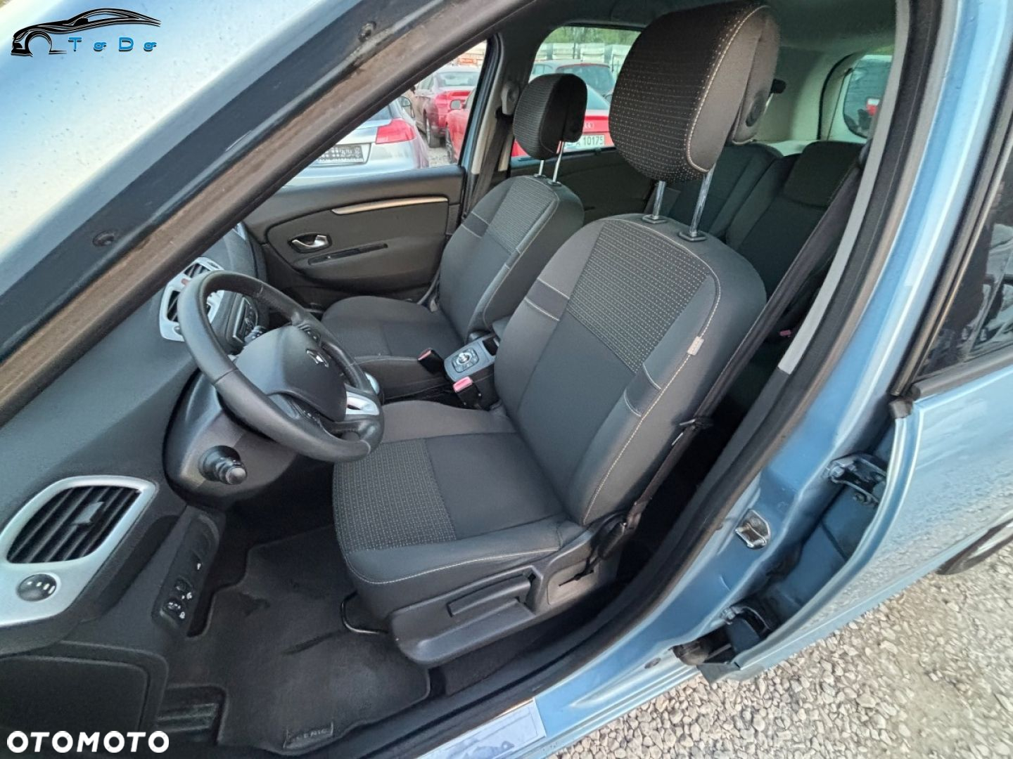 Renault Scenic 2.0 16V Privilege CVT Euro5 - 14