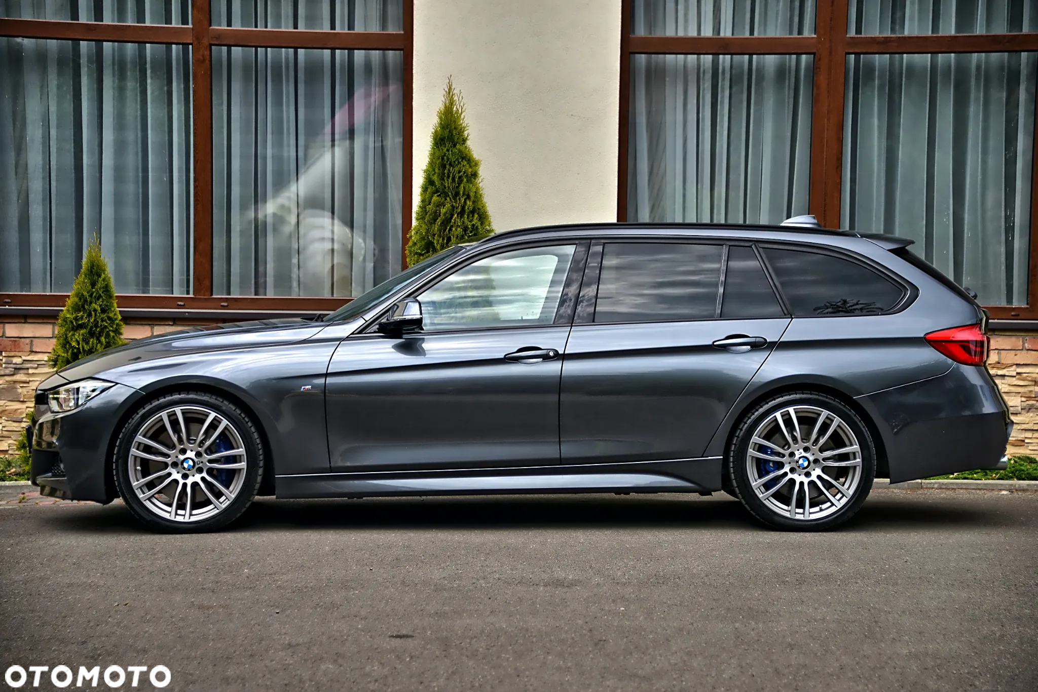 BMW Seria 3 325d Touring M Sport - 21