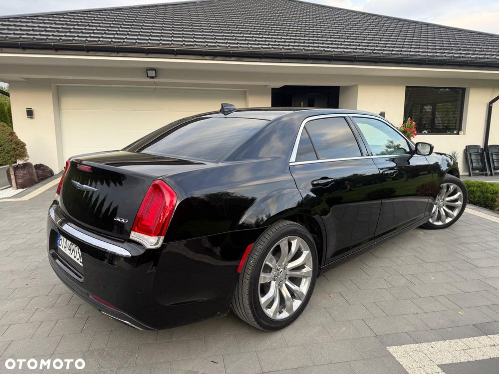 Chrysler 300 - 6
