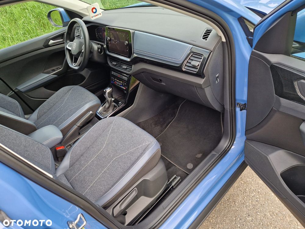 Volkswagen T-Cross - 13