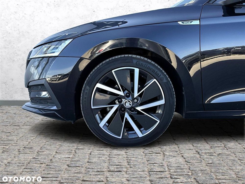 Skoda Octavia 2.0 TDI Sportline DSG - 36