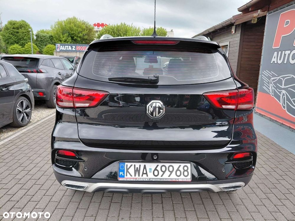 MG ZS - 7