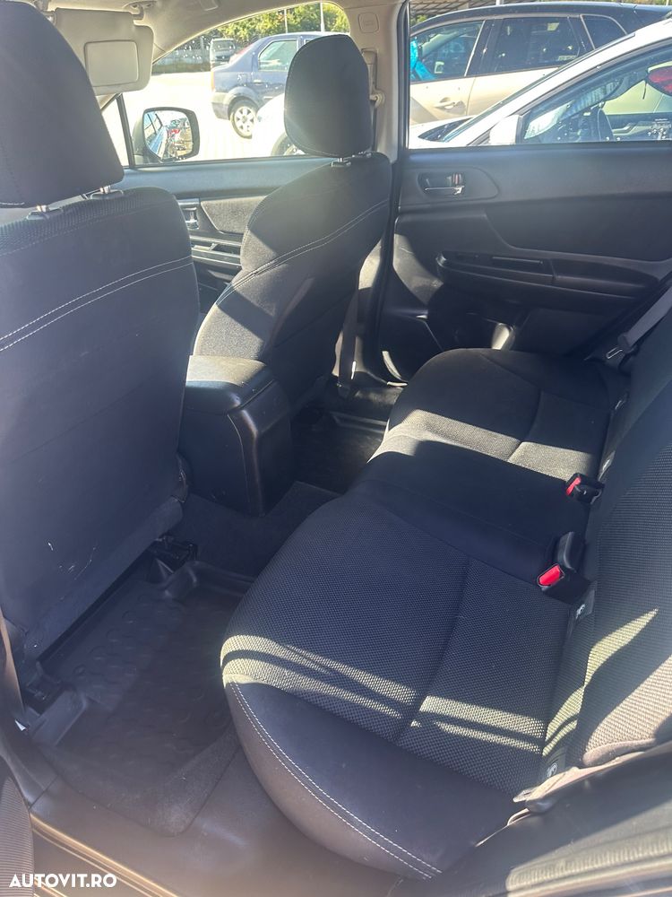 Subaru XV 2.0D 6MT Confort - 10