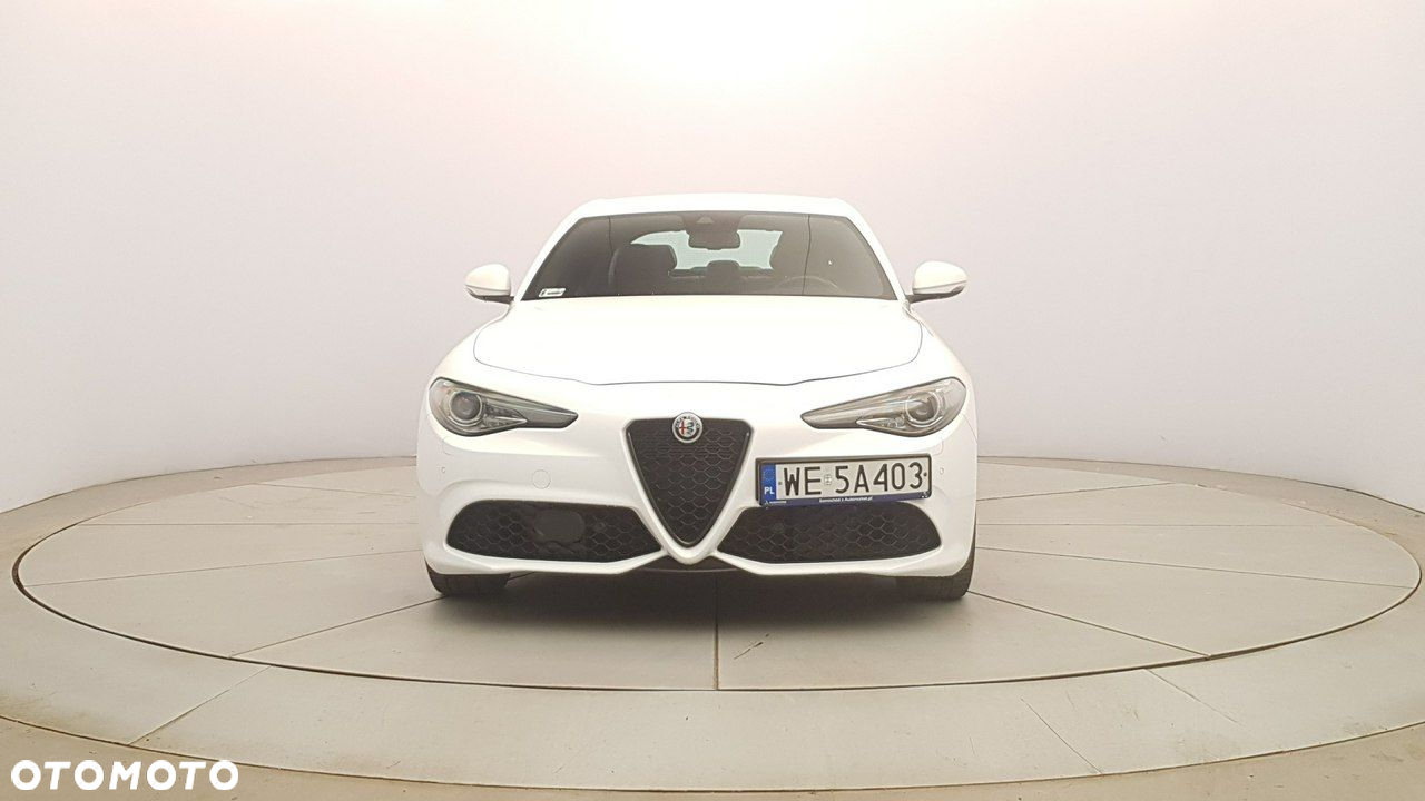 Alfa Romeo Giulia - 2