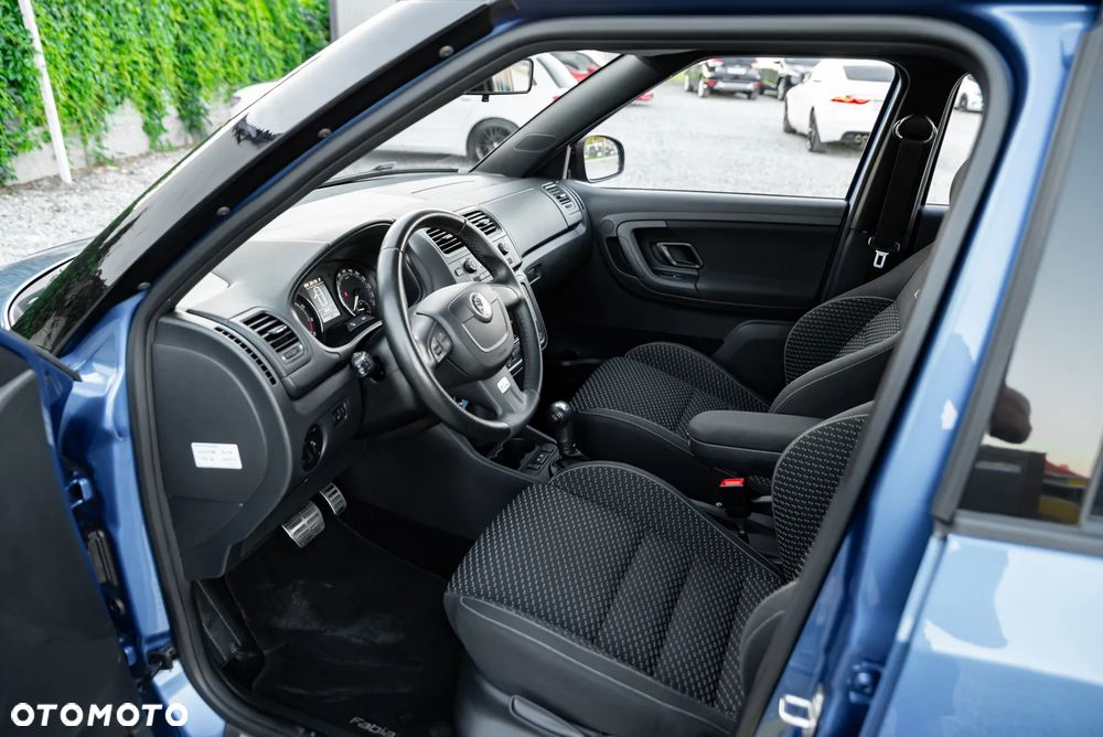 Skoda Fabia 1.4 TSI DSG RS - 18