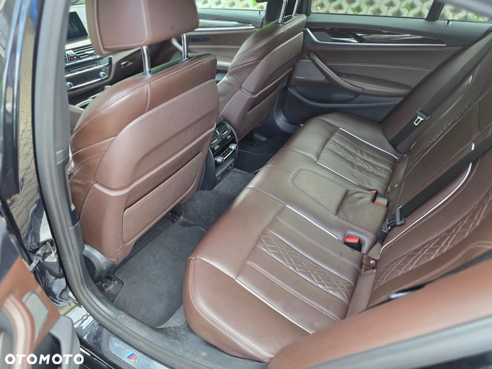 BMW Seria 5 540d xDrive - 9