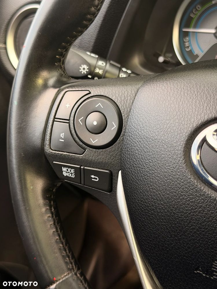 Toyota Auris - 18
