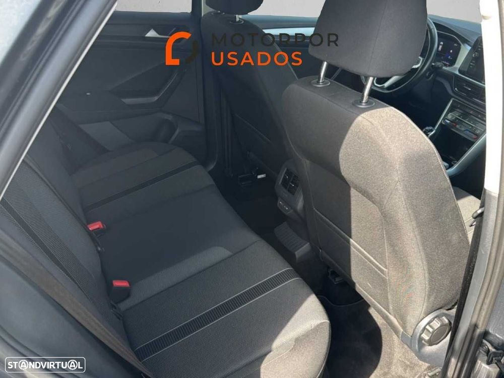 VW T-Roc 1.0 TSI - 10