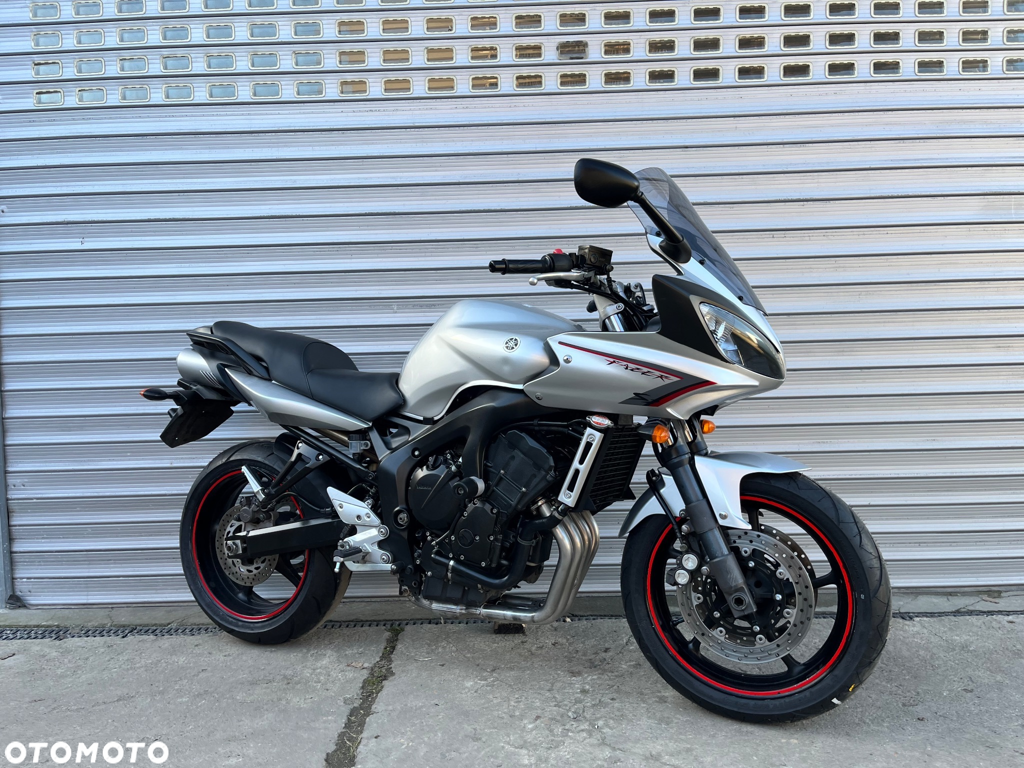 Yamaha FZ6 - 25