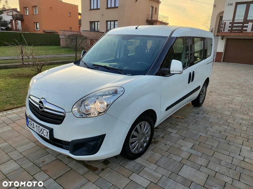 Opel Combo 1.6 CDTI Cosmo Eu6 - 33