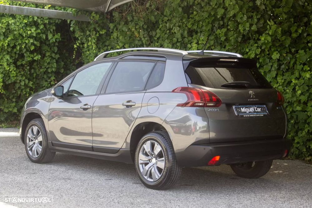 Peugeot 2008 1.6 BlueHDi Style - 11