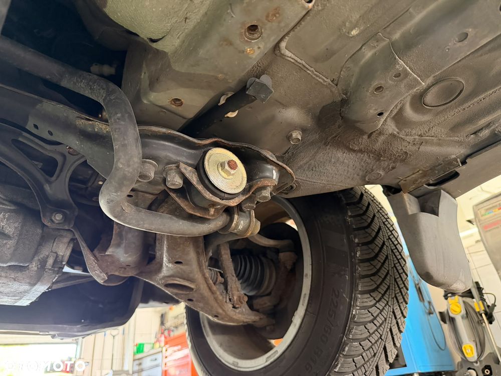 Honda CR-V 2.0 L 4WD - 36