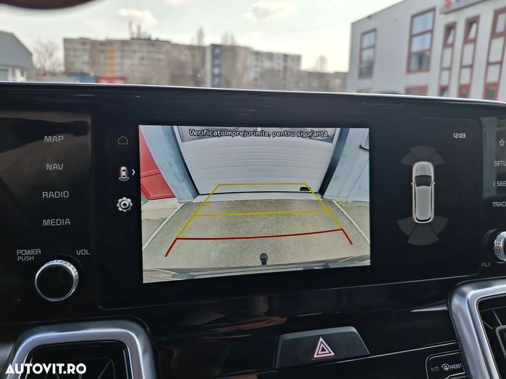 Kia Sorento 2.2 DSL 8AT 4x4 Cosmo - 20