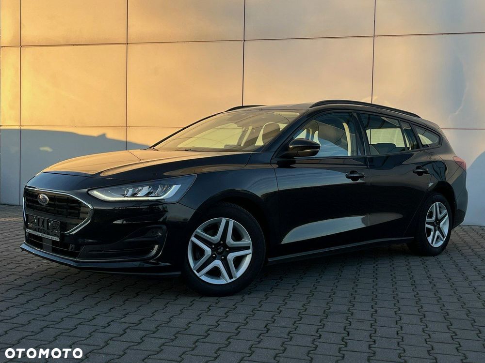 Ford Focus 1.5 EcoBlue Start-Stopp-System TITANIUM DESIGN - 2