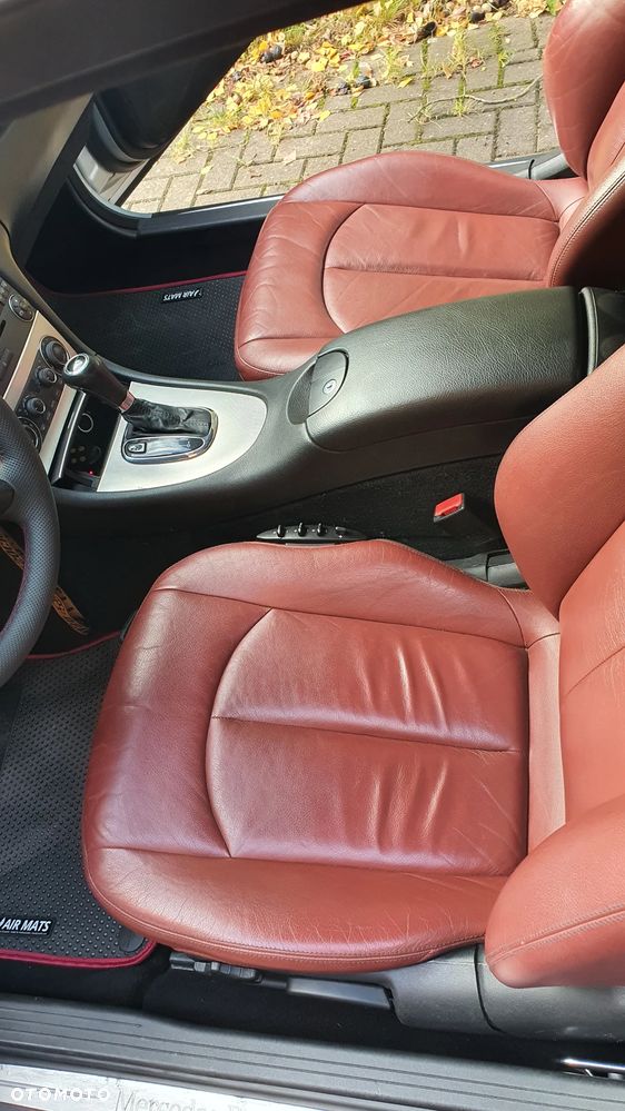 Mercedes-Benz CLK - 25